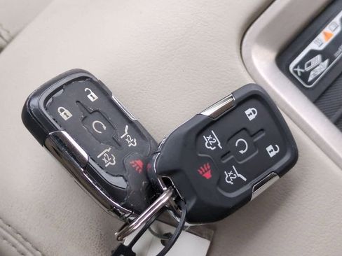 Used 2019 GMC Yukon XL Denali w/ Open Road Package image 37