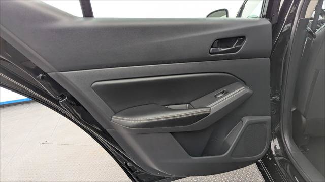 Used 2025 Nissan Altima 2.5 SV FWD image 16