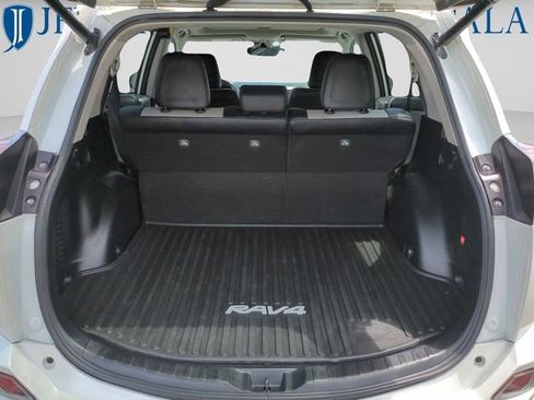 Used 2017 Toyota RAV4 Platinum FWD image 9
