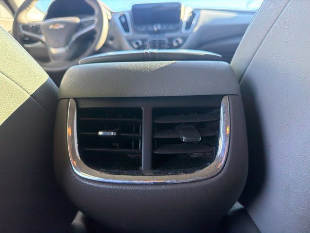 Used 2018 Chevrolet Malibu Premier FWD image 19