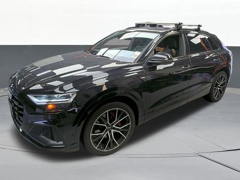 Used 2021 Audi Q8 Premium Plus image 3