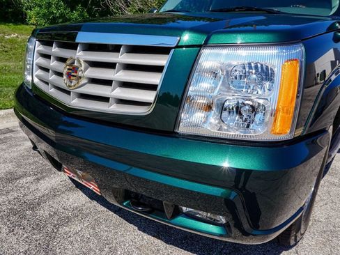 Used 2003 Cadillac Escalade AWD image 80