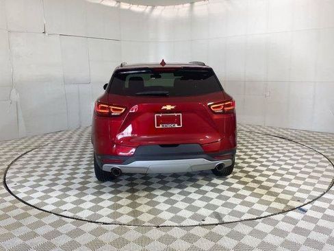 Used 2024 Chevrolet Blazer LT w/ Convenience Package FWD image 18