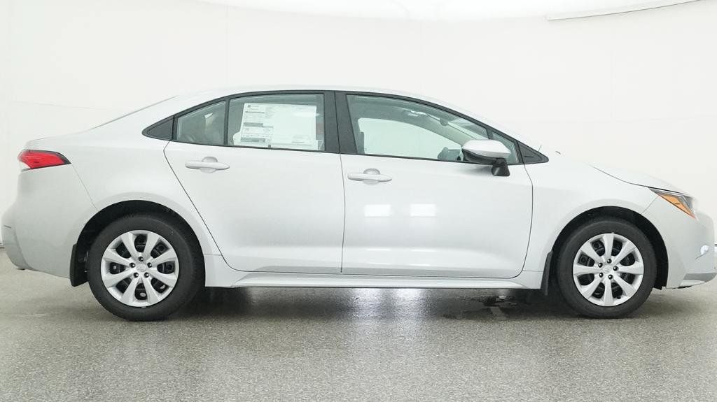 New 2026 Toyota Corolla LE FWD image 34