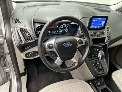 Used 2022 Ford Transit Connect XLT FWD image 11