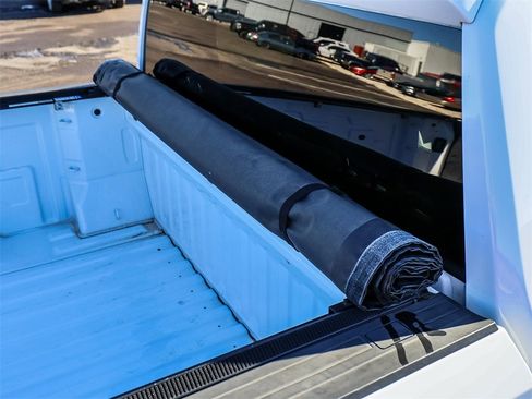 Used 2023 Chevrolet Silverado 1500 LT image 11