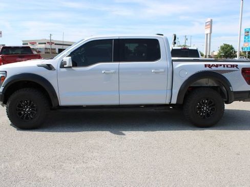 Used 2025 Ford F150 Raptor AWD/4WD image 9