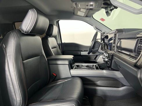 Used 2024 Ford F250 Lariat w/ Sport Appearance Package image 32