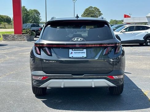 Used 2022 Hyundai Tucson Limited FWD image 4