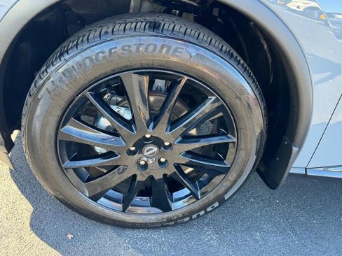 Used 2024 Nissan Murano SV w/ SV Midnight Edition Package image 7