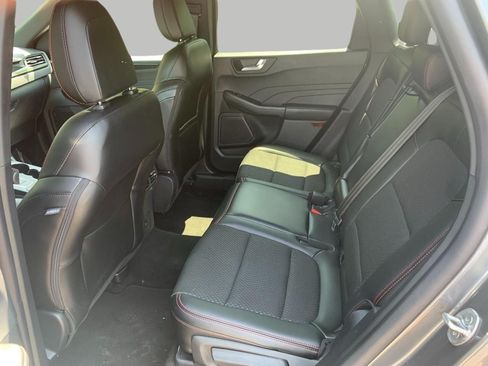 Used 2025 Ford Escape ST-Line AWD/4WD image 37