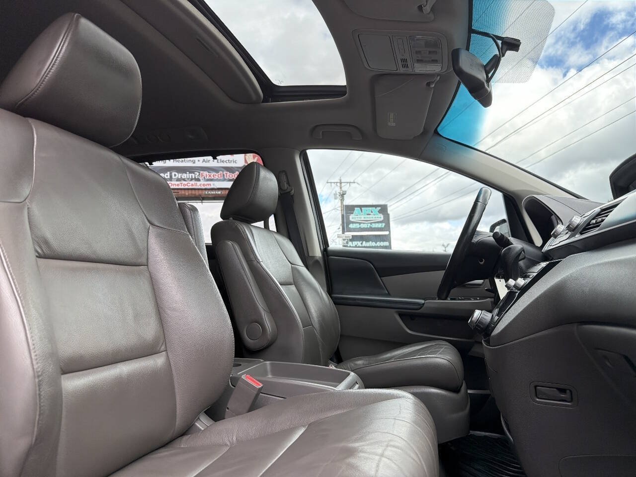 Used 2012 Honda Odyssey EX-L image 15