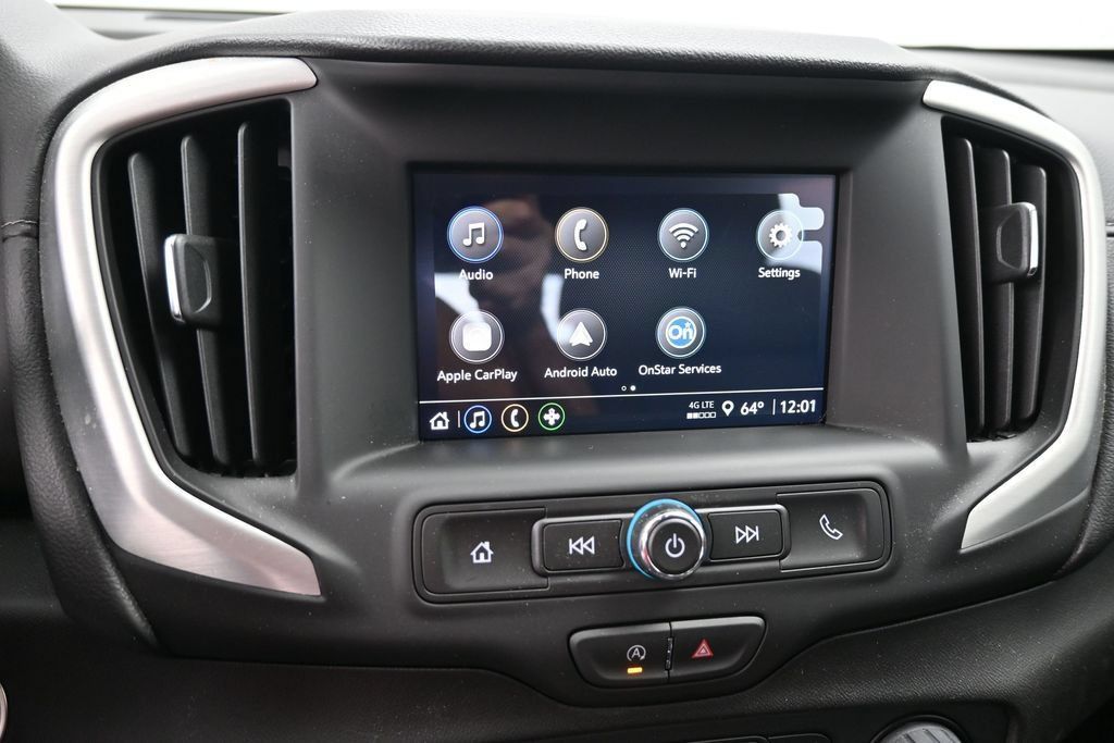 Used 2024 GMC Terrain SLE FWD image 30