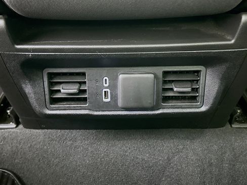 Used 2024 GMC Sierra 1500 Elevation image 27