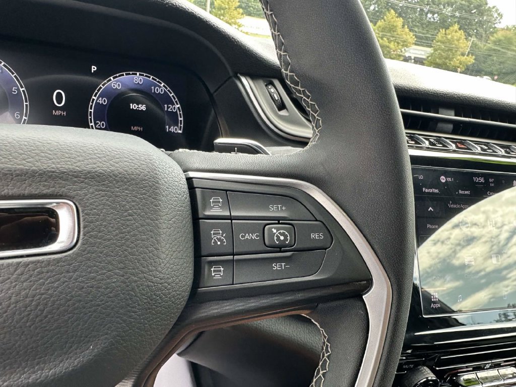 Used 2025 Jeep Grand Cherokee L Laredo AWD/4WD image 30