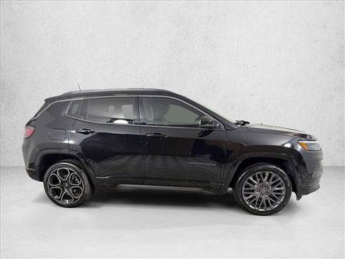 Used 2022 Jeep Compass High Altitude AWD/4WD image 4