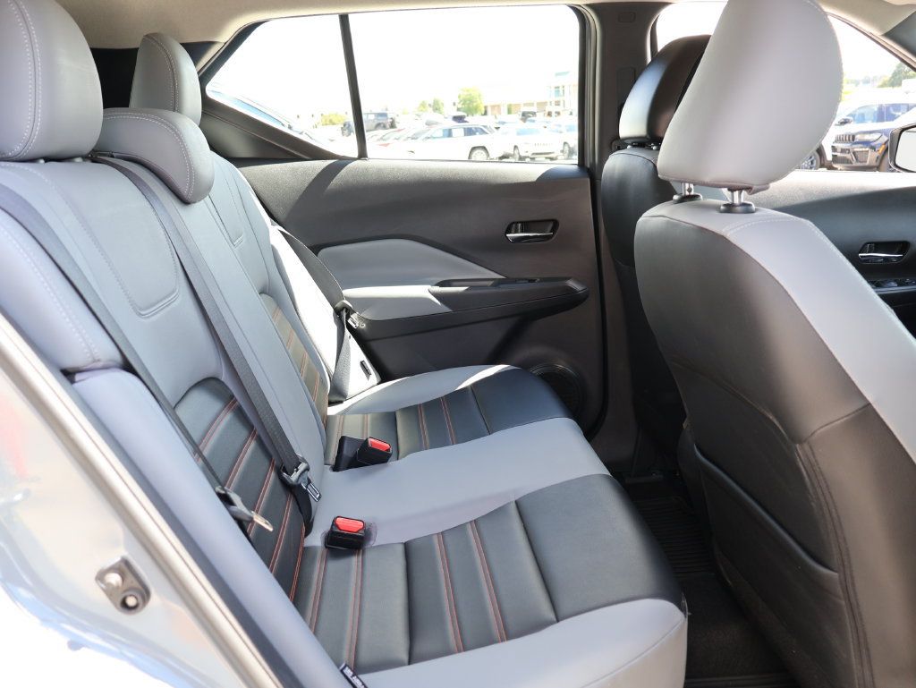 Used 2024 Nissan Kicks SR w/ SR Premium Package FWD image 11