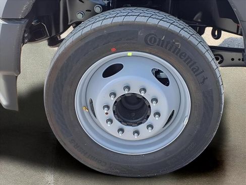 New 2026 Ford F450 XL w/ XL Chrome Package image 20