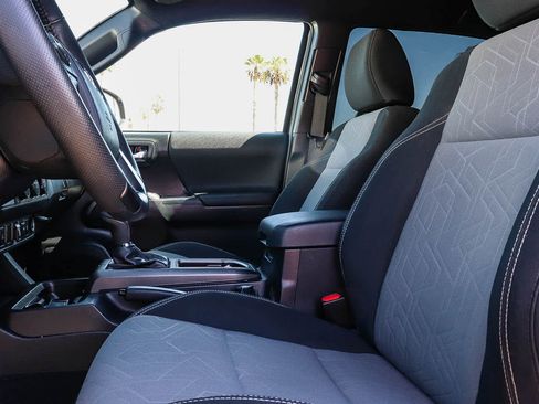 Used 2023 Toyota Tacoma TRD Sport RWD image 27