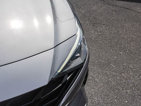 Certified 2023 Hyundai Elantra SEL w/ Convenience Package image 13