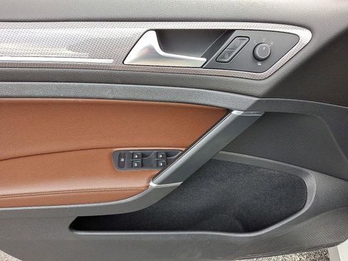 Used 2019 Volkswagen Golf Alltrack SEL image 12