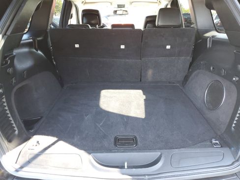 Used 2013 Jeep Grand Cherokee Laredo image 11