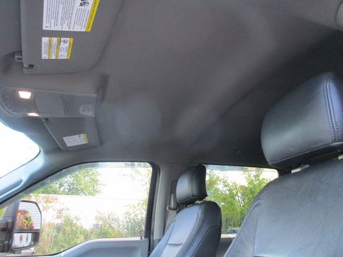 Used 2017 Ford F150 XLT w/ Equipment Group 302A Luxury image 34