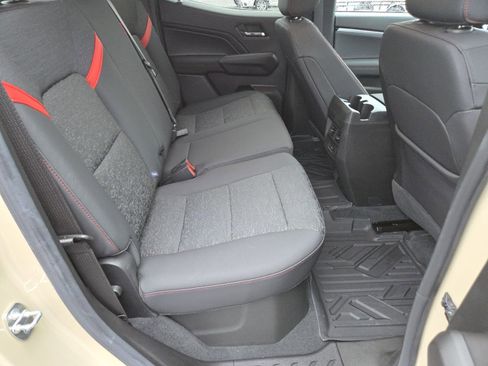 Used 2023 Chevrolet Colorado Z71 w/ Z71 Convenience Package 2 image 24