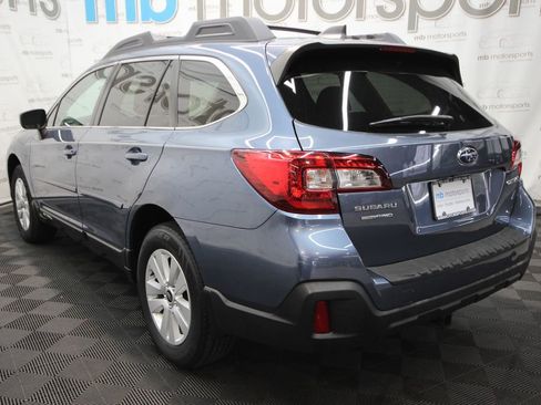 Used 2018 Subaru Outback 2.5i Premium AWD/4WD image 4