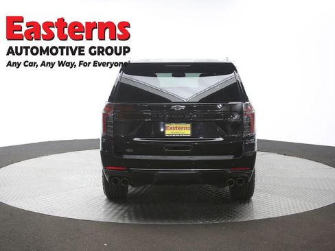 Used 2025 Chevrolet Suburban Z71 AWD/4WD image 39