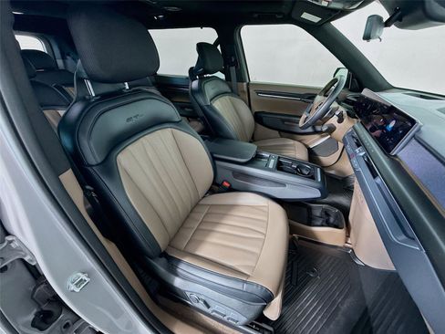 Used 2026 Kia EV9 GT-Line image 23