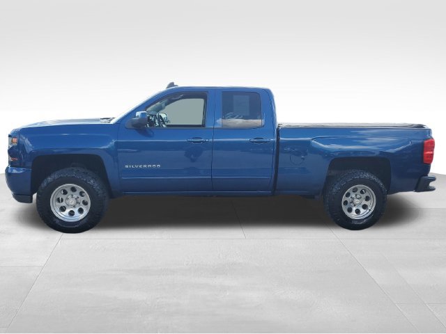 Used 2017 Chevrolet Silverado 1500 LT w/ All Star Edition AWD/4WD image 7