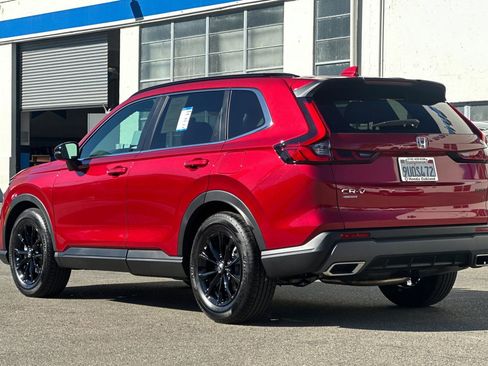 Certified 2025 Honda CR-V Sport-L image 6