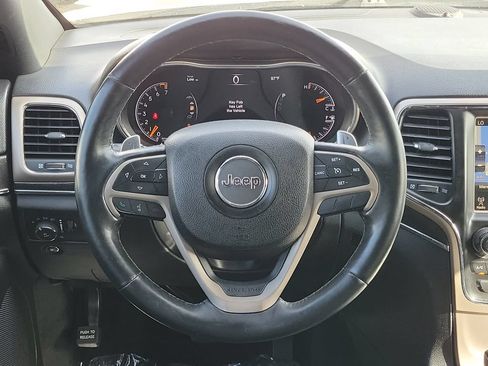 Used 2016 Jeep Grand Cherokee Limited AWD/4WD image 21