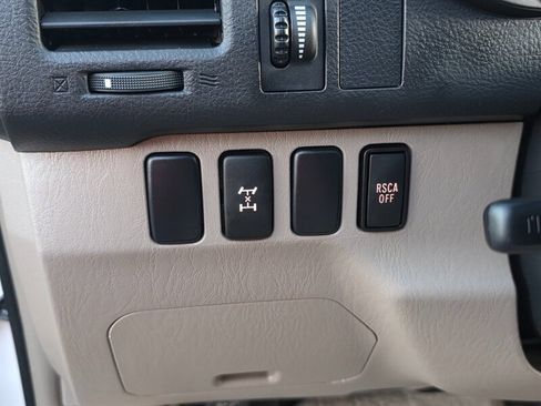 Used 2007 Toyota 4Runner SR5 image 38