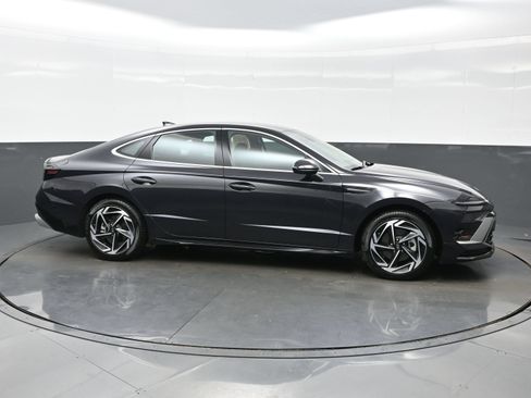 Certified 2026 Hyundai Sonata SEL FWD image 7