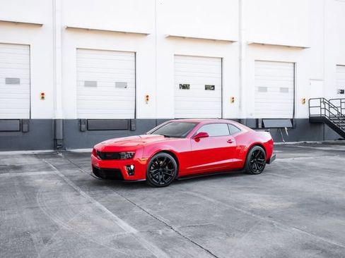 Used 2010 Chevrolet Camaro SS w/ RS Package image 35