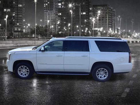 Used 2018 GMC Yukon XL SLT w/ Open Road Package image 5