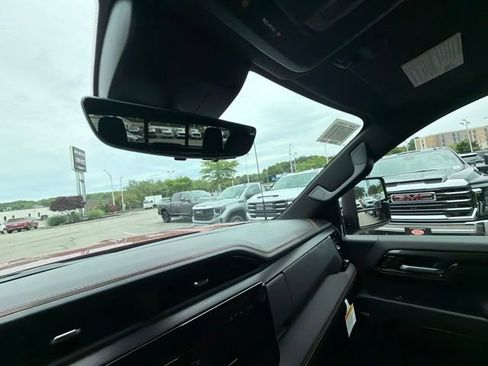 New 2026 GMC Sierra 2500 AT4 w/ AT4 Premium Plus Package AWD/4WD image 32