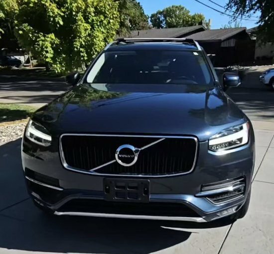 Used 2019 Volvo XC90 T6 Momentum w/ Protection Package Premier AWD/4WD image 3