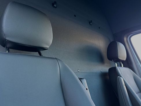 New 2024 Mercedes-Benz eSprinter 170 Cargo image 12