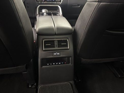 Used 2025 MAZDA CX-90 3.3 Turbo w/ Premium Sport Pkg image 16