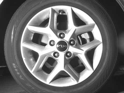 Used 2025 Kia Soul LX w/ LX Technology Package FWD image 20