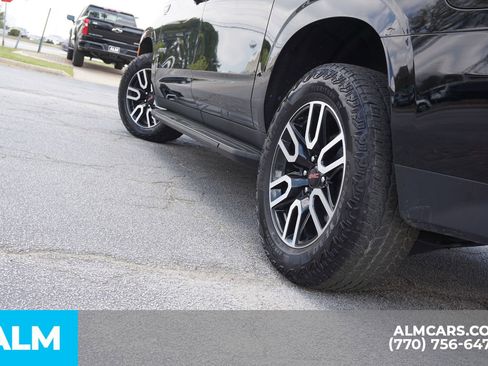 Used 2024 GMC Yukon XL AT4 w/ Technology Package image 14