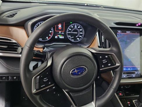 Used 2022 Subaru Outback Touring XT AWD/4WD image 10