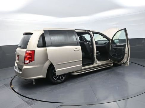 Used 2016 Dodge Grand Caravan R/T w/ Safety Sphere Group image 54