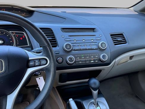 Used 2011 Honda Civic LX image 6