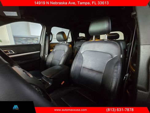 Used 2016 Ford Explorer XLT w/ Equipment Group 202A FWD image 26