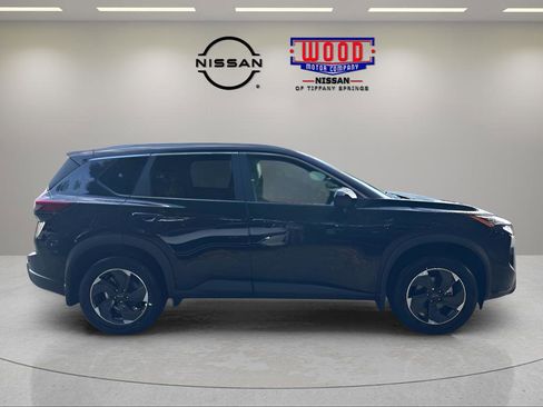 New 2026 Nissan Rogue SV w/ SV Premium Package image 2