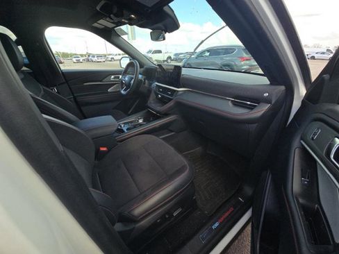 Used 2025 Ford Explorer ST w/ Sun And Sound Package image 3